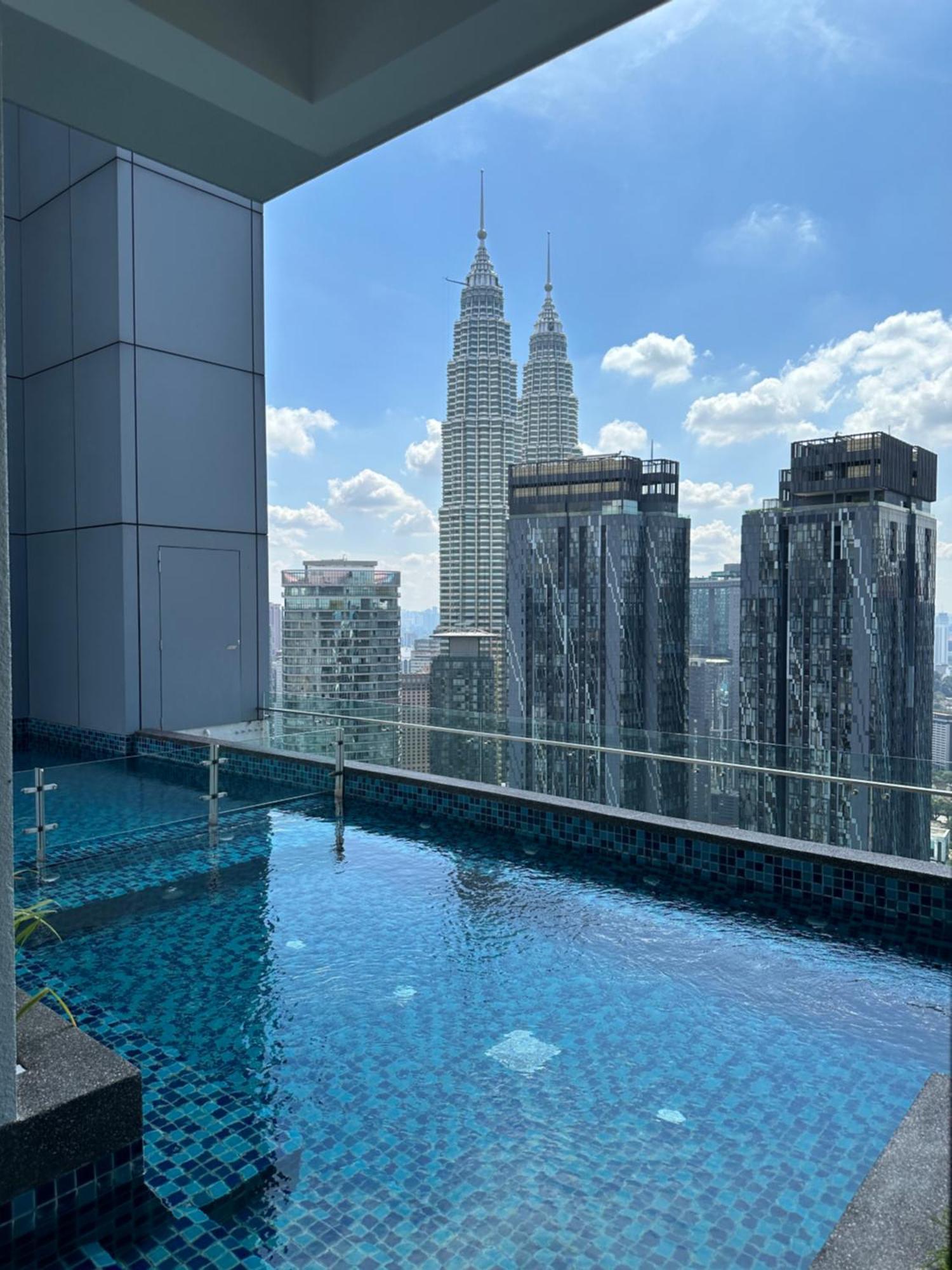 Royce Residences By Romeo Bnb Kuala Lumpur Bagian luar foto