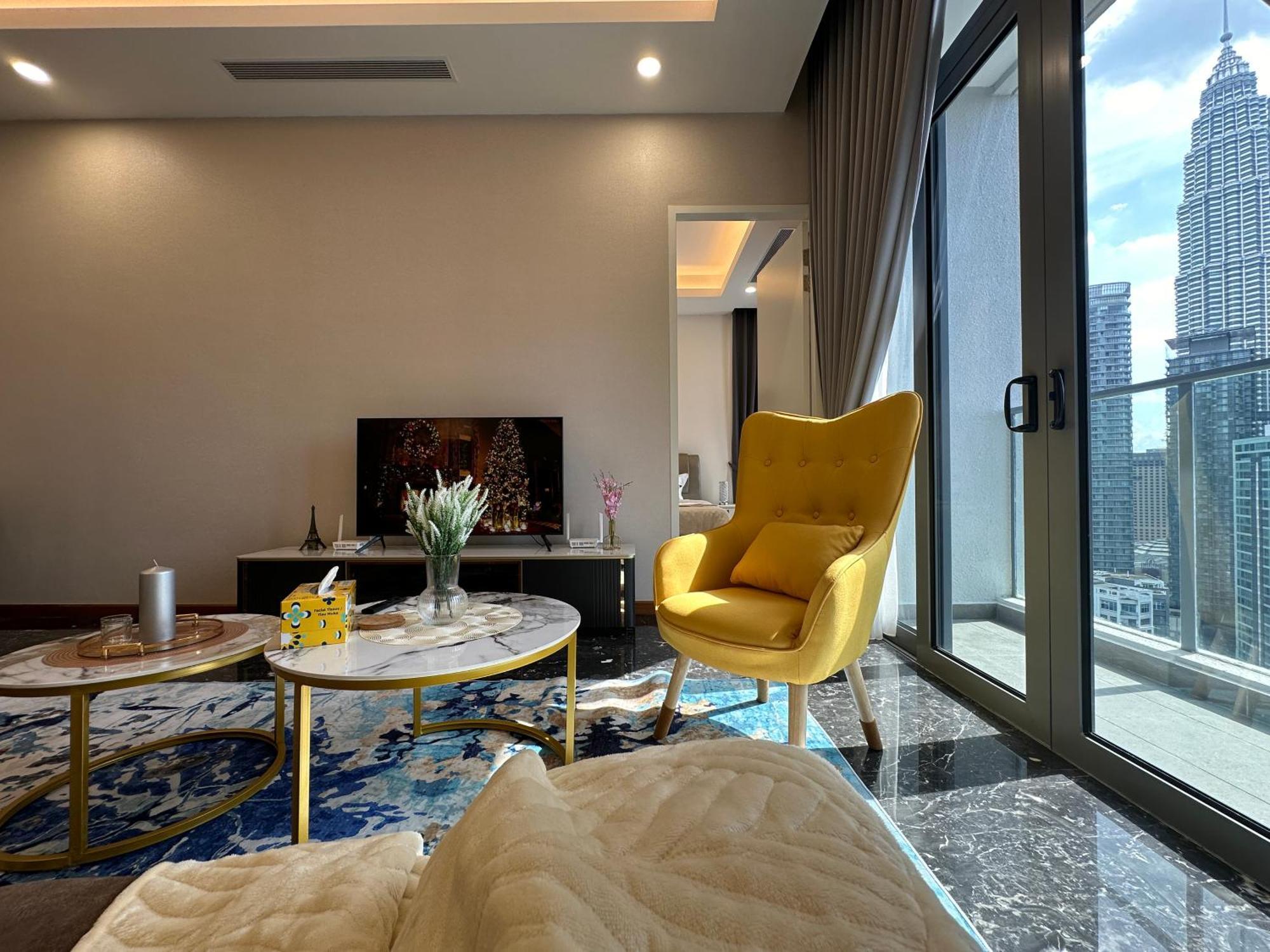 Royce Residences By Romeo Bnb Kuala Lumpur Bagian luar foto
