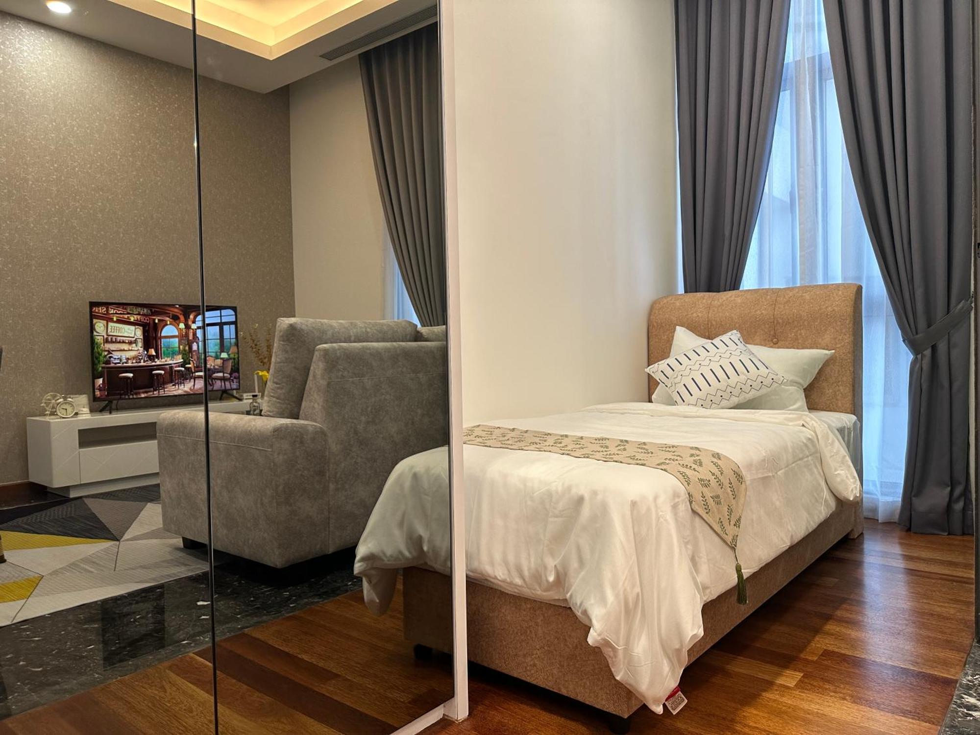 Royce Residences By Romeo Bnb Kuala Lumpur Bagian luar foto